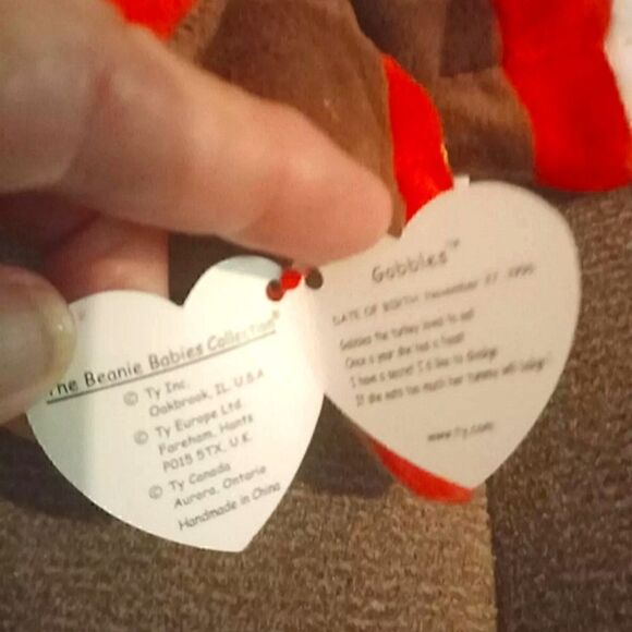 Ty Beanie Baby - GOBBLES the Turkey (5.5 Inch) NEW MINT with MINT TAGS Retired - Picture 2 of 4